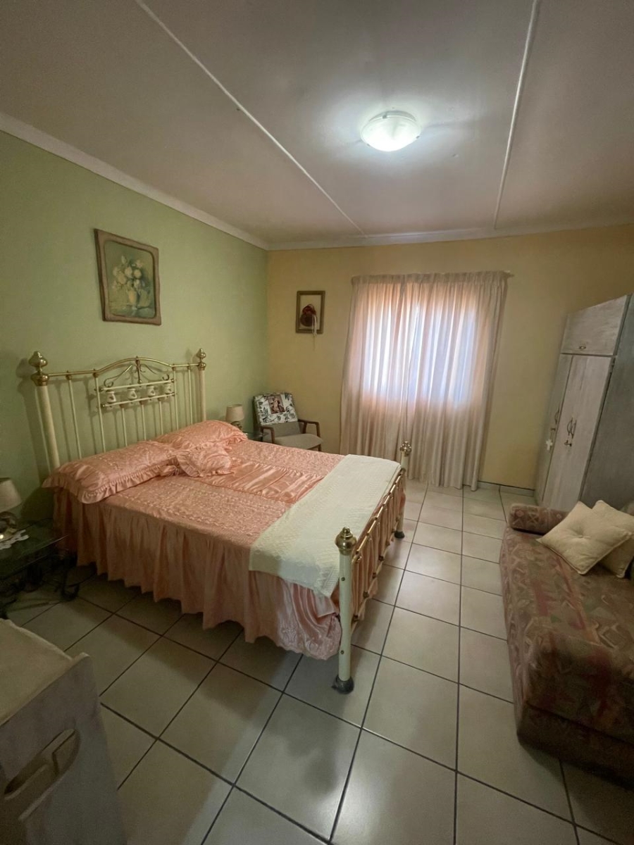 4 Bedroom Property for Sale in Christiana North West